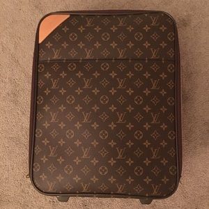 Louis Vuitton Pegase 45 Rolling Suitcase